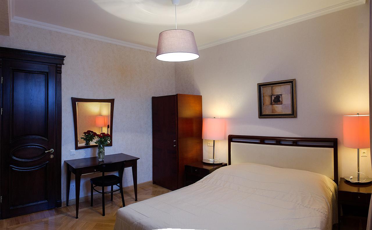 Tiflislux Apartment - Old City Philarmonic Dış mekan fotoğraf