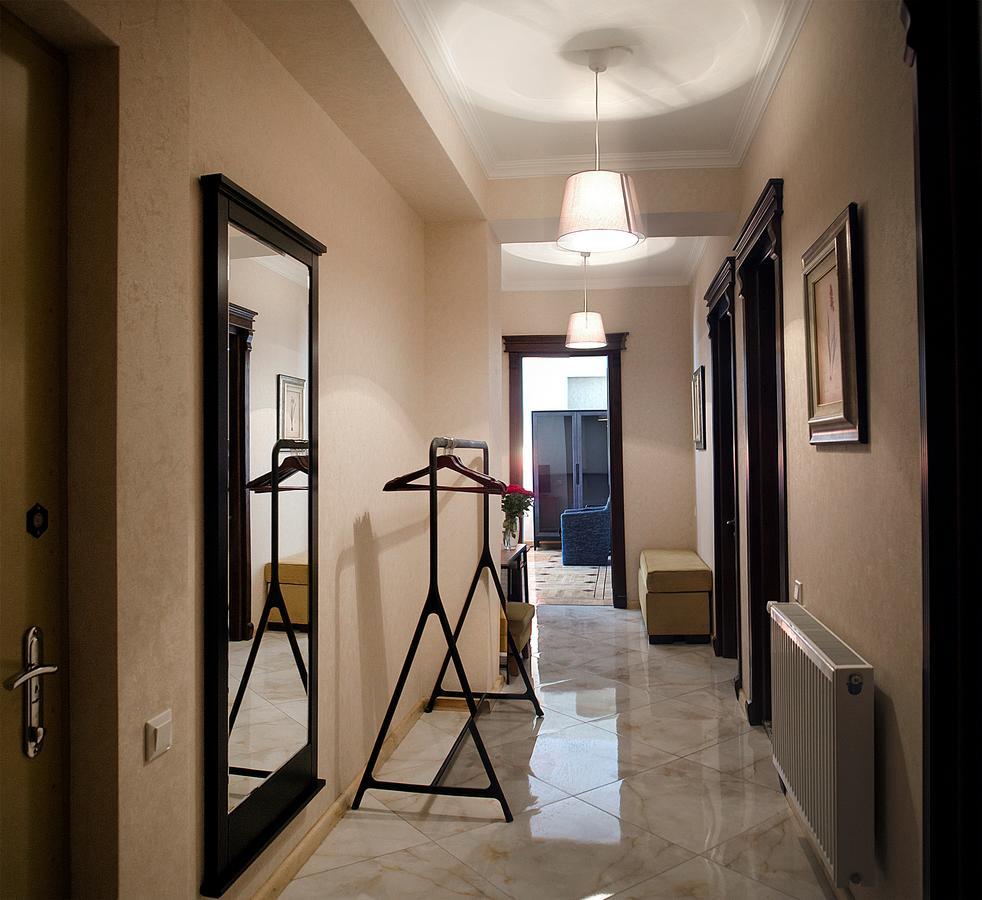 Tiflislux Apartment - Old City Philarmonic Dış mekan fotoğraf