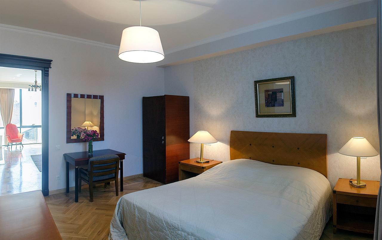 Tiflislux Apartment - Old City Philarmonic Dış mekan fotoğraf