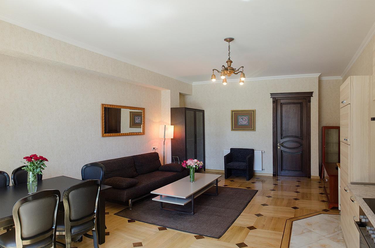 Tiflislux Apartment - Old City Philarmonic Dış mekan fotoğraf