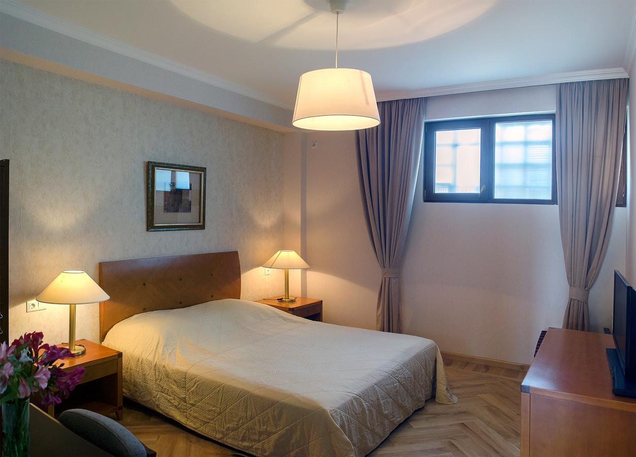 Tiflislux Apartment - Old City Philarmonic Dış mekan fotoğraf