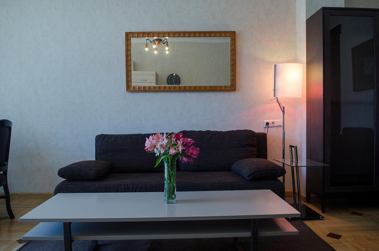 Tiflislux Apartment - Old City Philarmonic Dış mekan fotoğraf